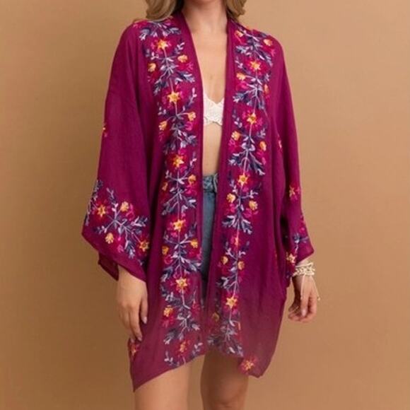 Lightweight Boho Festival Floral Embroidered Anemone Kimono Fuchsia - Picture 1 of 5